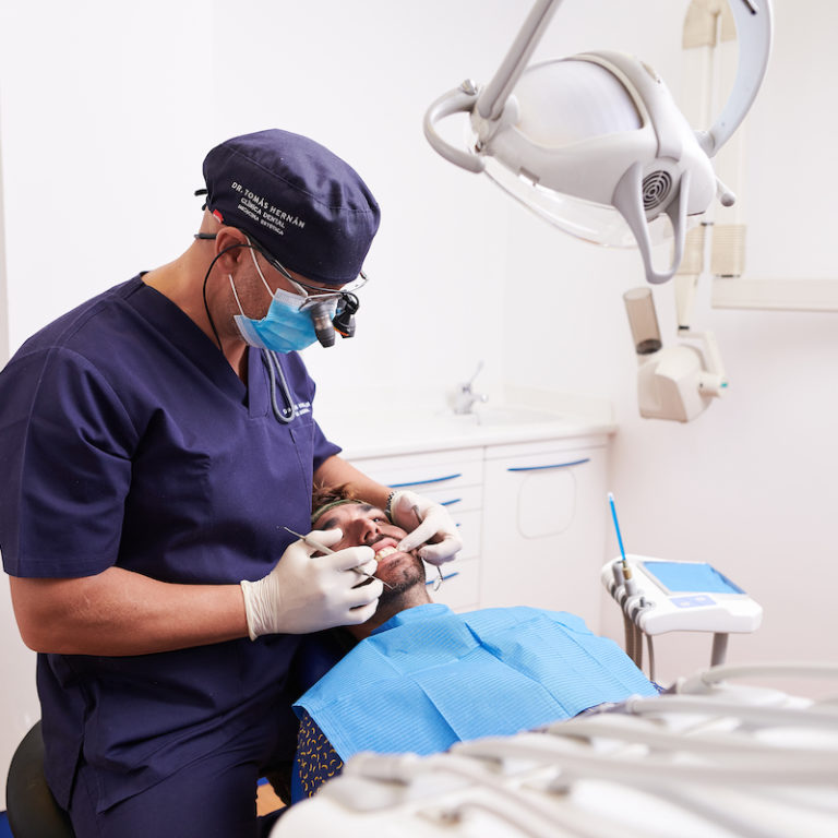 implantes dentales madrid dr. tomás hernán tomas hernán
